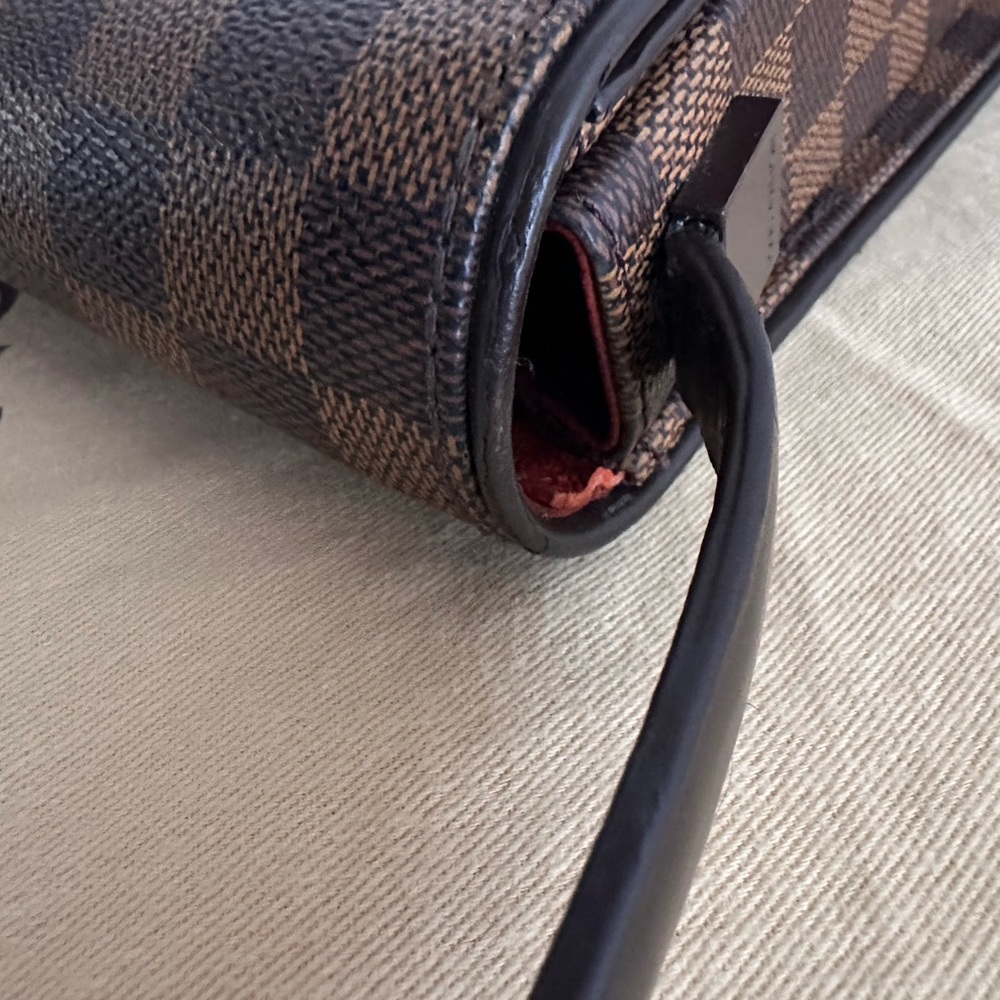 Louis Vuitton Tribeca Damier Ebene Shoulder Bag with dustbag - Picture 7 of 16